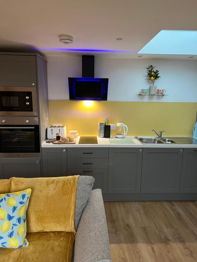 Citrus Chalet Redruth Exteriör bild